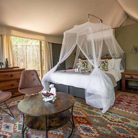 Umkumbe Bush Lodge - Luxury Tented Camp Sabi Sand Game Reserve Exterior photo