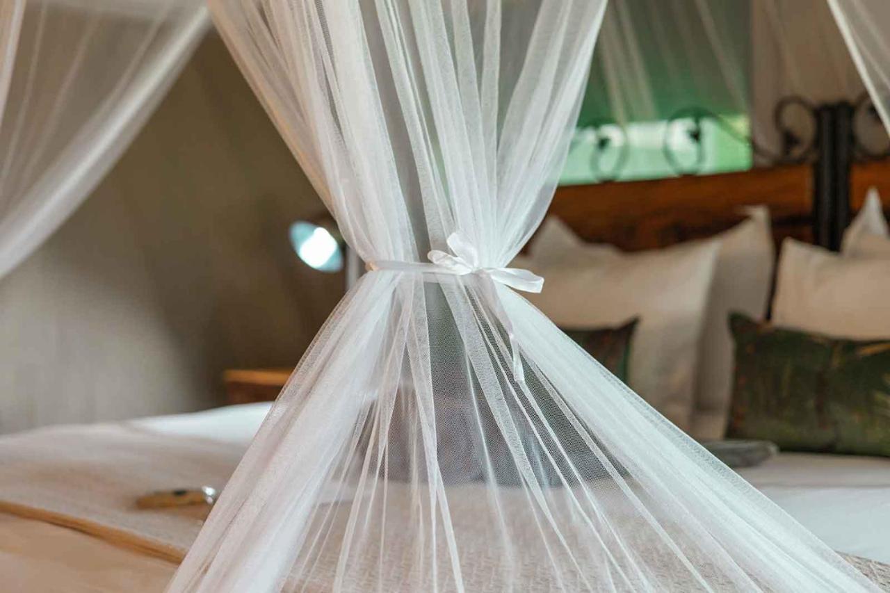 Umkumbe Bush Lodge - Luxury Tented Camp Sabi Sand Game Reserve Exterior photo