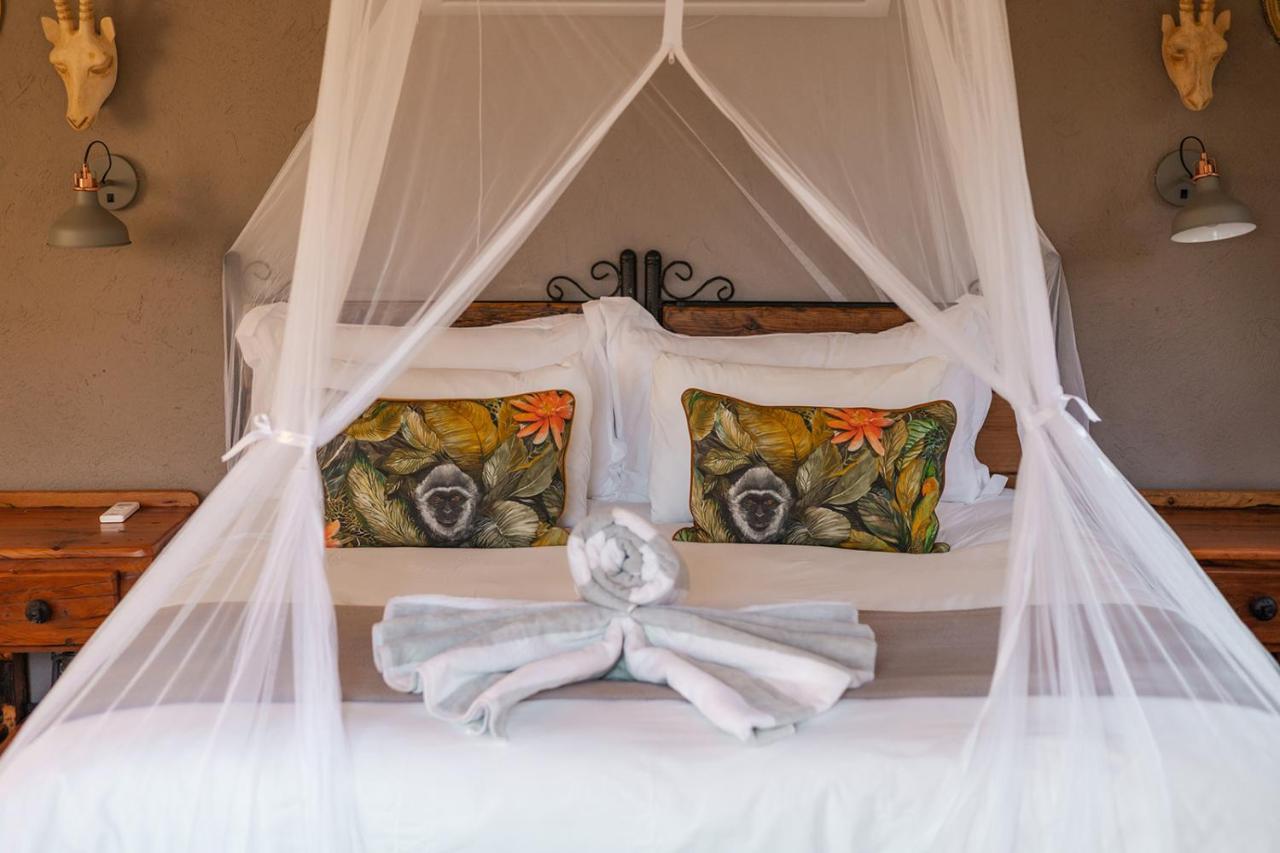 Umkumbe Bush Lodge - Luxury Tented Camp Sabi Sand Game Reserve Exterior photo