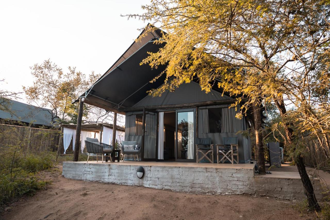 Umkumbe Bush Lodge - Luxury Tented Camp Sabi Sand Game Reserve Exterior photo