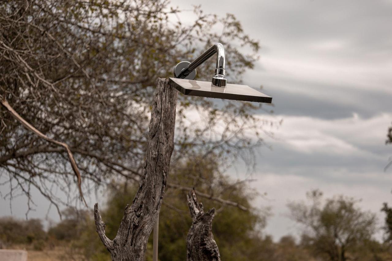 Umkumbe Bush Lodge - Luxury Tented Camp Sabi Sand Game Reserve Exterior photo