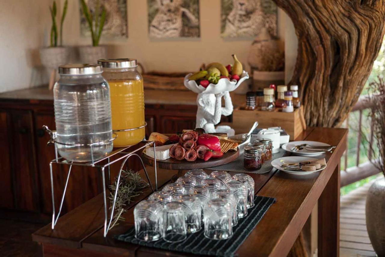 Umkumbe Bush Lodge - Luxury Tented Camp Sabi Sand Game Reserve Exterior photo