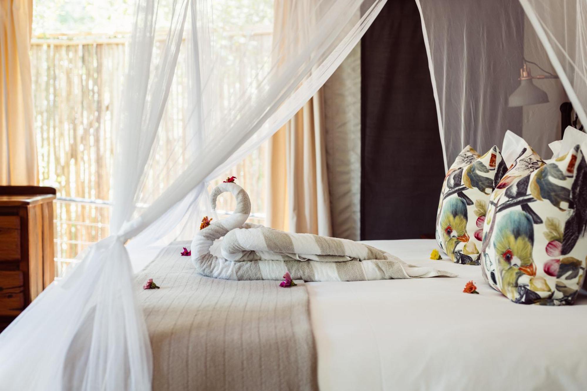Umkumbe Bush Lodge - Luxury Tented Camp Sabi Sand Game Reserve Exterior photo